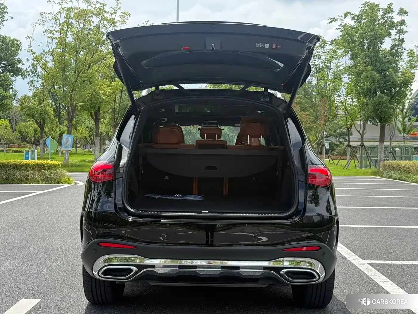 Mercedes-Benz GLC 2024 Черный из Китая, фото 4