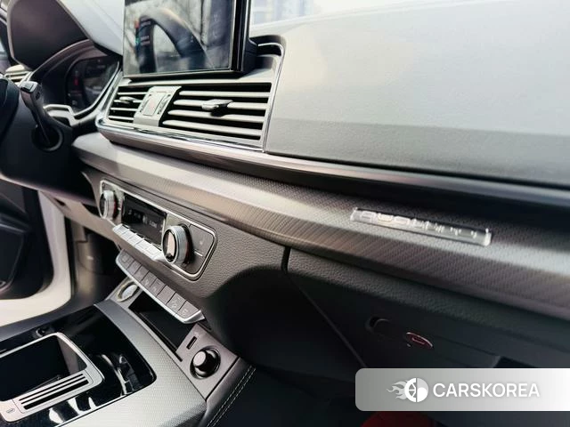 Audi Q5L 2022 Белый из Китая, фото 4