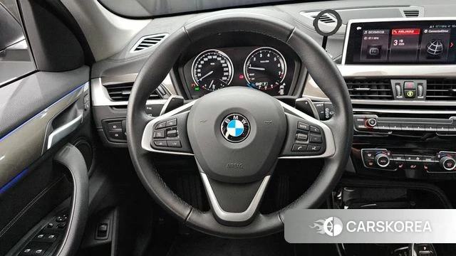 BMW X1 (F48) 2021 Черный из Кореи, фото 4
