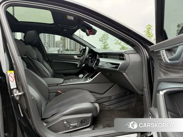 Audi A6L 2024 Черный из Китая, фото 4
