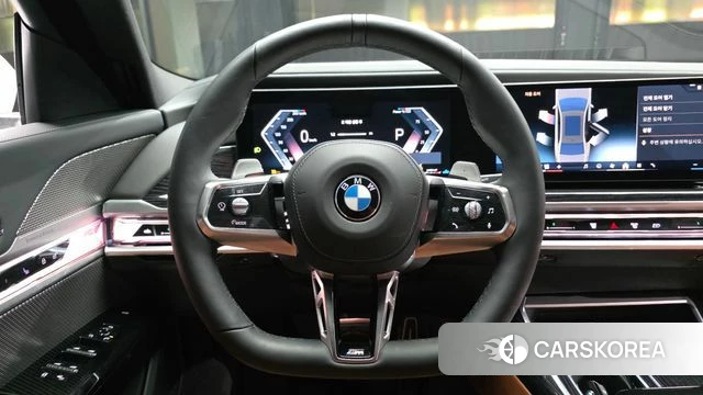 BMW 7 Series (G70) 2025 Серебристо-серый из Кореи, фото 4