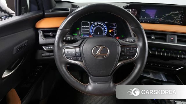 Lexus UX250h 2019 Белый из Кореи, фото 4