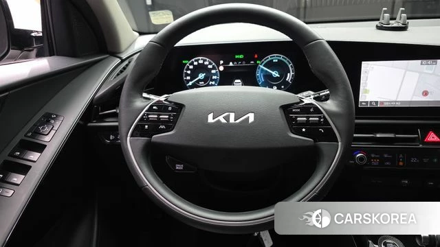 Kia Di Ol Nu Niro 2022 Белый из Кореи, фото 4