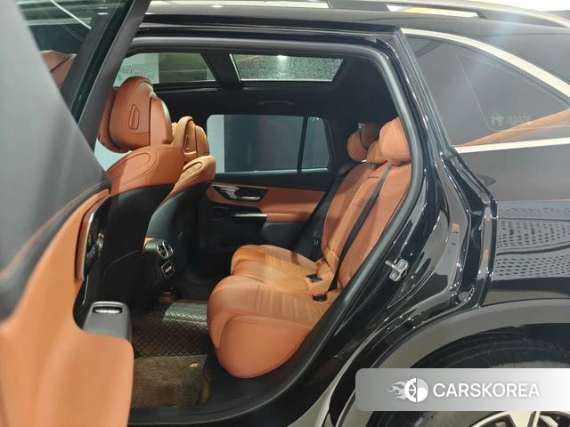 Mercedes-Benz GLC 2025 Черный из Китая, фото 4