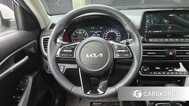 Kia Seltos 2021 Белый из Кореи, фото 4