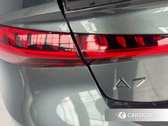 Audi A7 2024 Темно-серый из Китая, фото 4