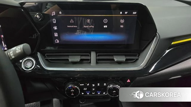 Chevrolet (GM Daewoo) Trax Crossover 2024 Белый из Кореи, фото 4
