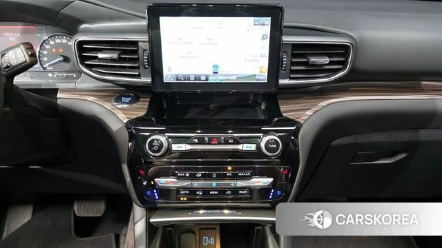 Ford Explorer 6th Generation 2022 Белый из Кореи, фото 4