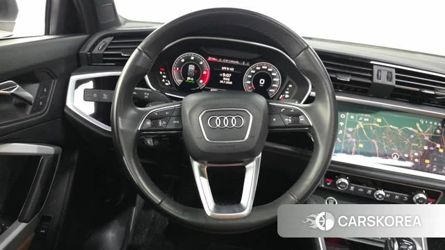 Audi Q3 (F3) 2022 Серый из Кореи, фото 4