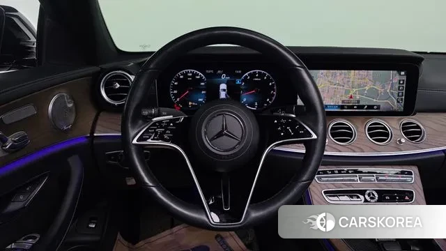 Mercedes-Benz E-Class W213 2021 Черный из Кореи, фото 4