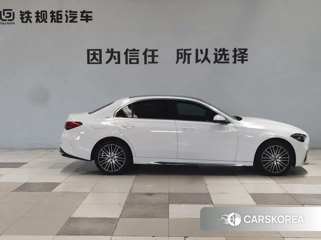 Mercedes-Benz Class C 2025 Белый из Китая, фото 4