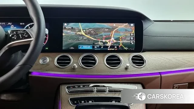 Mercedes-Benz E-Class W213 2021 Белый из Кореи, фото 4