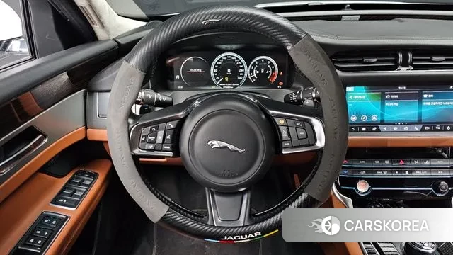 Jaguar XF (X260) 2019 Белый из Кореи, фото 4