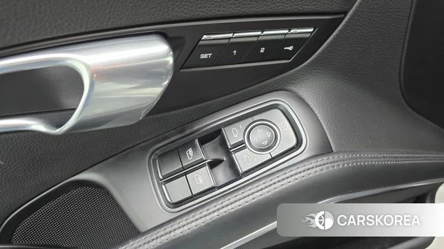 Porsche 718 Boxster 2018 Серебристо-серый из Кореи, фото 4