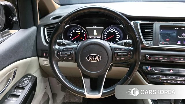 Kia The New Carnival 2018 Серый из Кореи, фото 4