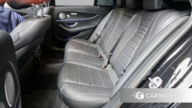 Mercedes-Benz E-Class W213 2018 Черный из Кореи, фото 4