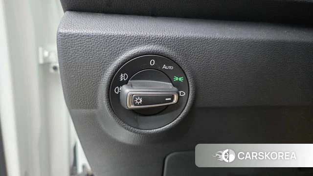 Volkswagen T-Roc 2021 Белый из Кореи, фото 4
