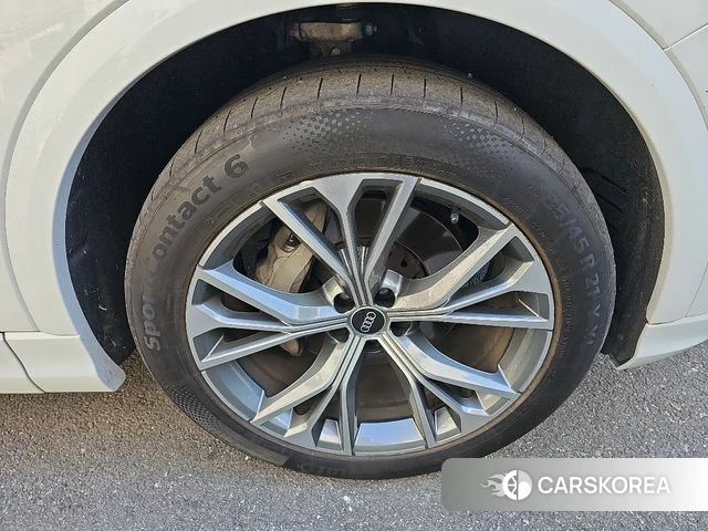 Audi Q8 (4M) 2022 Белый из Кореи, фото 4