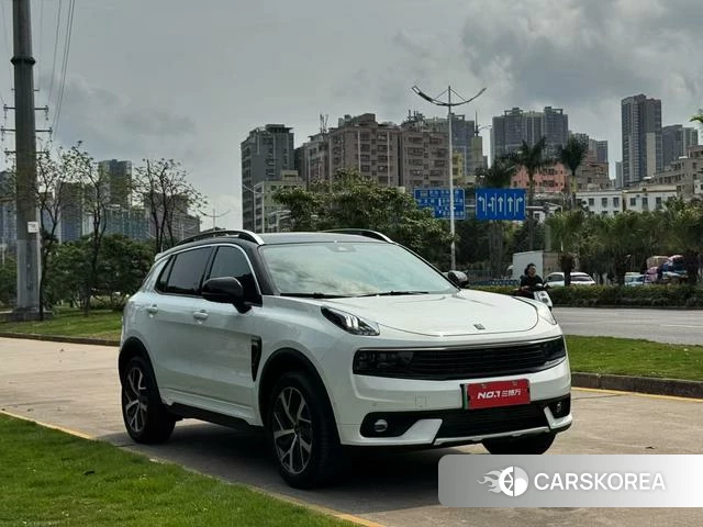Lynk 01 EM-P 2019 Белый из Китая, фото 4