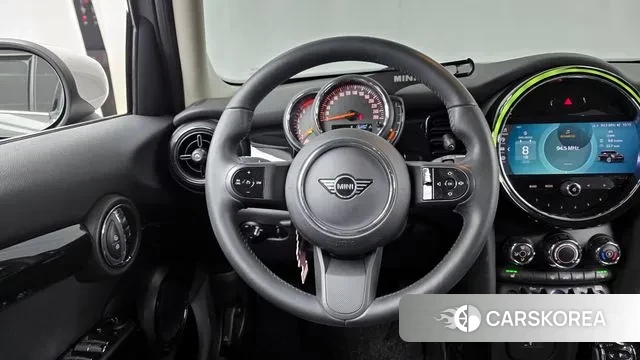Mini Cooper 2021 Серебристо-серый из Кореи, фото 4