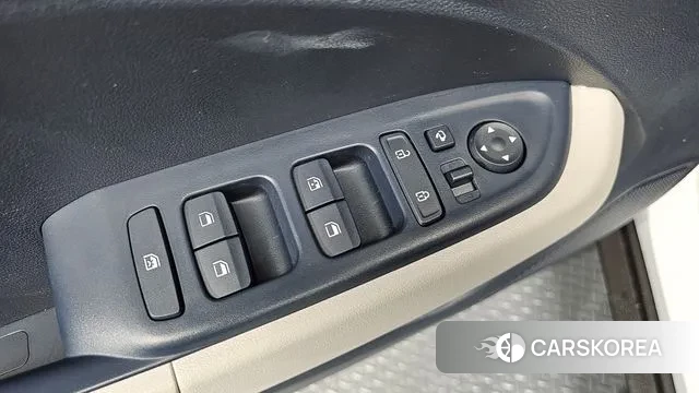 Hyundai Venue 2019 Белый из Кореи, фото 4