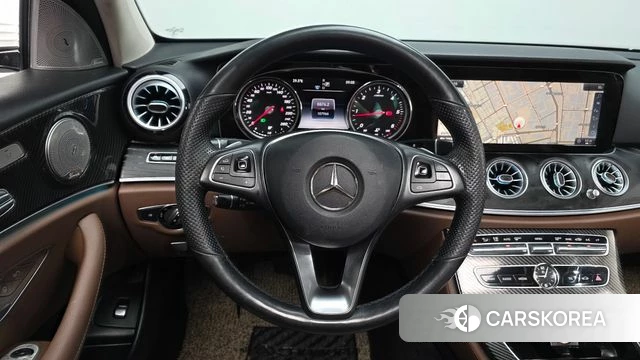 Mercedes-Benz E-Class W213 2018 Белый из Кореи, фото 4