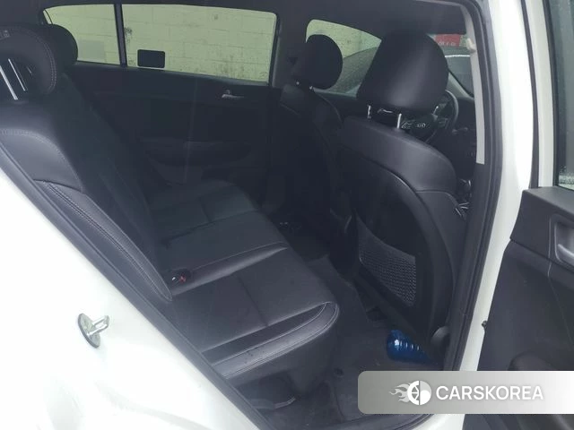 Kia Sportage The Bold 2021 Белый из Кореи, фото 4