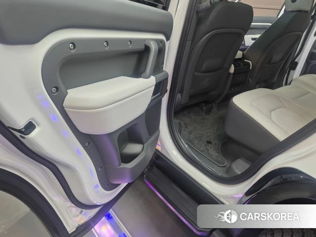 Land Rover Defender (L663) 2025 Белый из Кореи, фото 4
