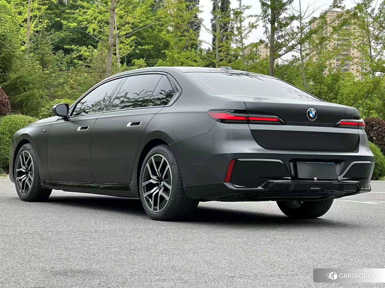 BMW 7 series 2022 Темно-серый из Китая, фото 4