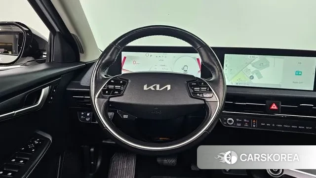 Kia EV6 2022 Белый из Кореи, фото 4