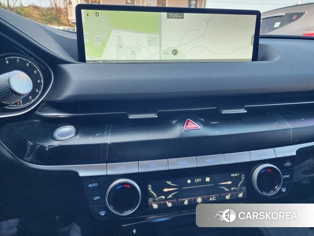 Genesis G80 (RG3) 2023 Жемчужный цвет из Кореи, фото 4