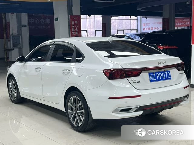 Kia K3 2021 Белый из Китая, фото 4