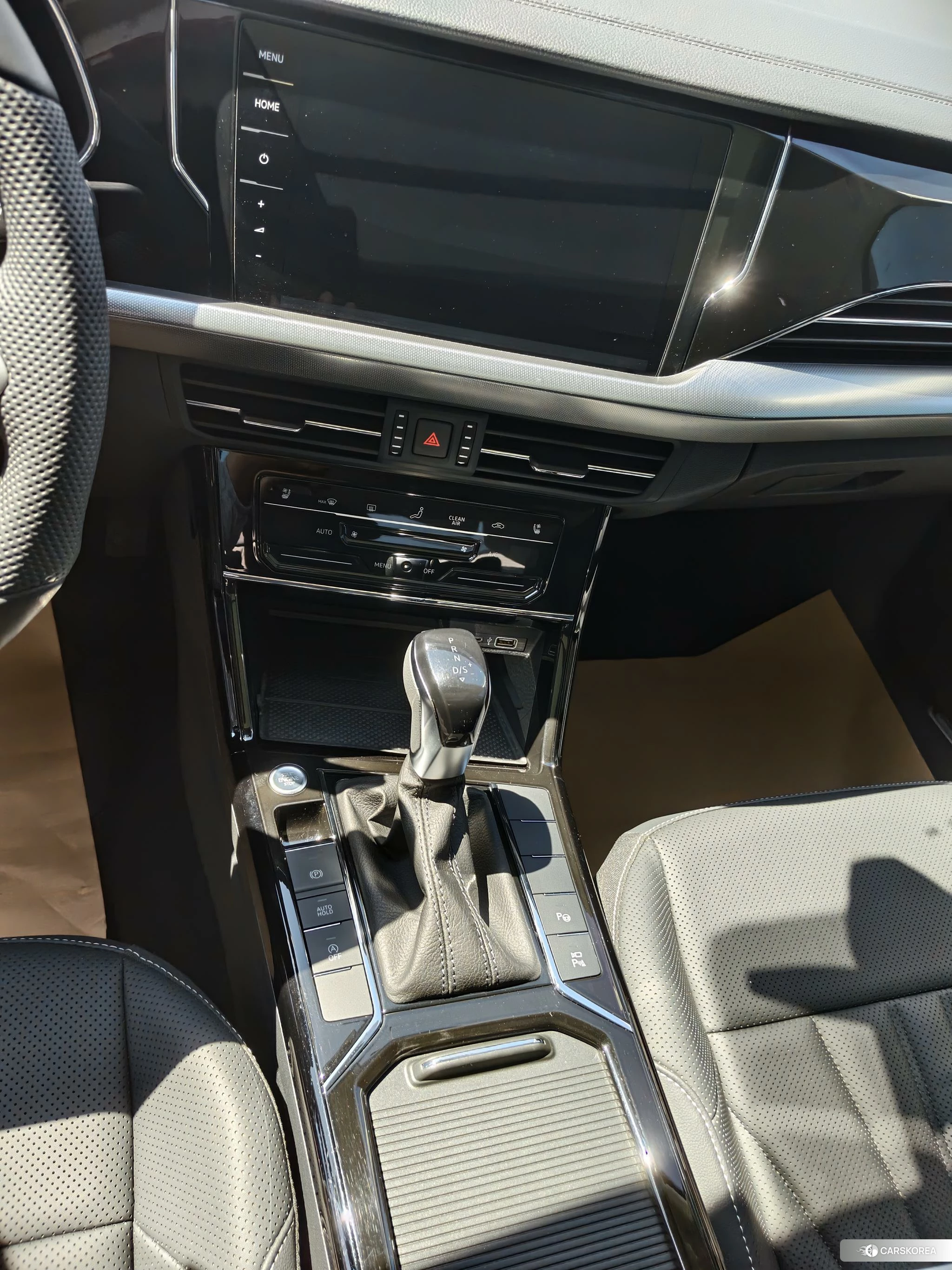 Volkswagen Passat 2024 Черный из Китая, фото 4
