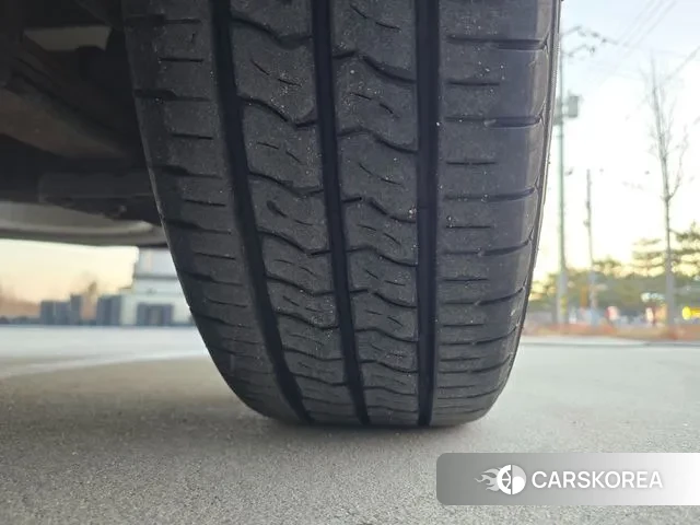 Hyundai The New Grand Starex 2018 Серебристо-серый из Кореи, фото 4