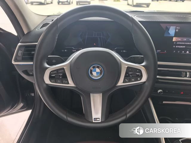 BMW i3 2024 Черный из Китая, фото 4