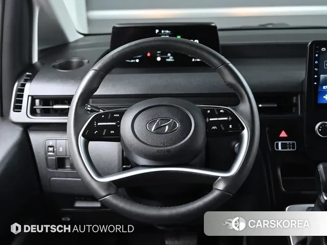 Hyundai Staria 2023 Черный из Кореи, фото 4