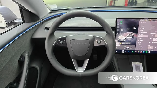 Tesla Model 3 2025 Серый из Кореи, фото 4