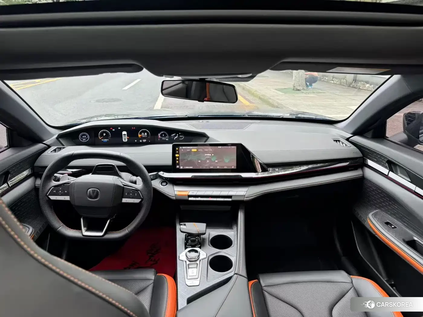 Chang'an Changan UNI-V 2024 Silver/gray из Китая, фото 4