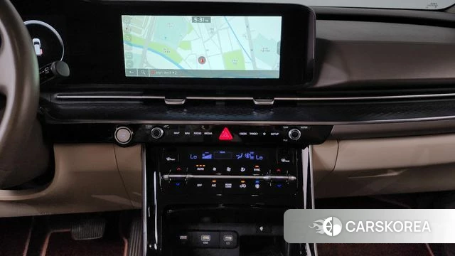 Kia Carnival 4th generation 2022 Белый из Кореи, фото 4