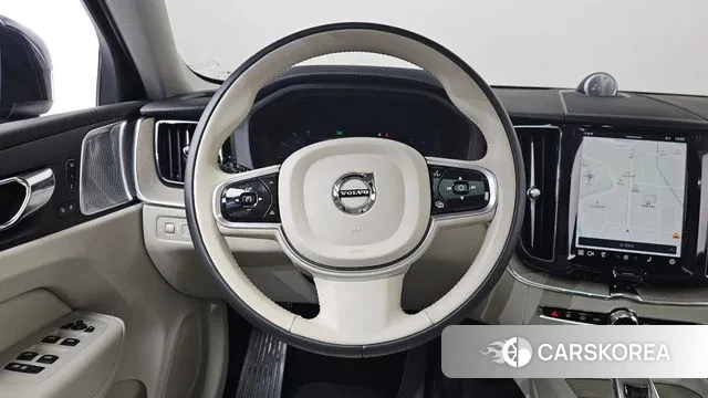 Volvo XC60 second Generation 2022 Синий из Кореи, фото 4