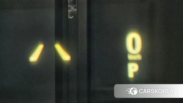 Lexus RX450h 4th generation 2022 Серебристо-серый из Кореи, фото 4