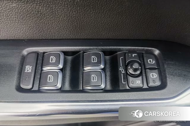 Lynk 02 2019 Синий из Китая, фото 4