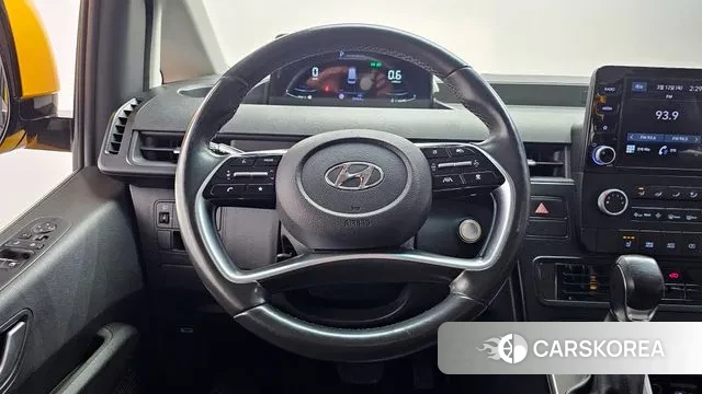 Hyundai Staria 2022 Желтый из Кореи, фото 4