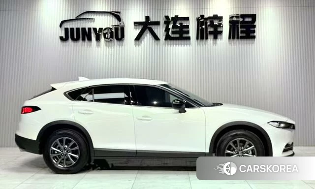 Mazda CX-4 2023 Белый из Китая, фото 4