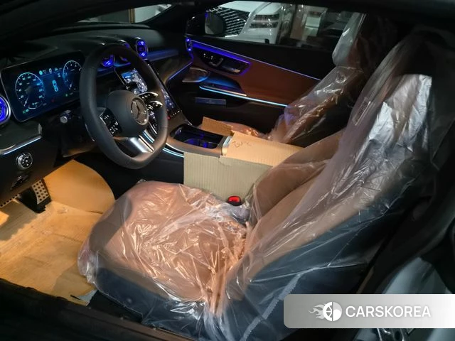 Mercedes-Benz CLE-Class C236 2026 Серебристо-серый из Кореи, фото 4