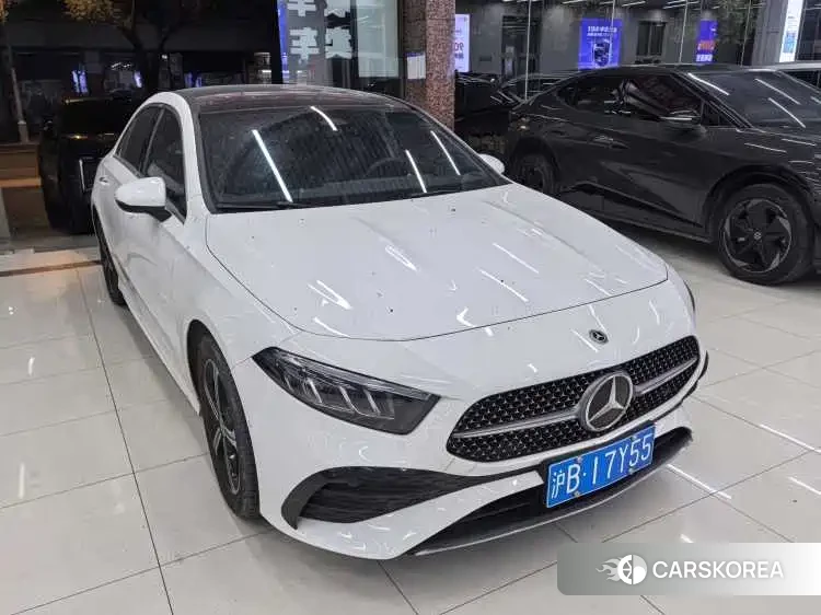 Mercedes-Benz A-Class 2024 Белый из Китая, фото 4