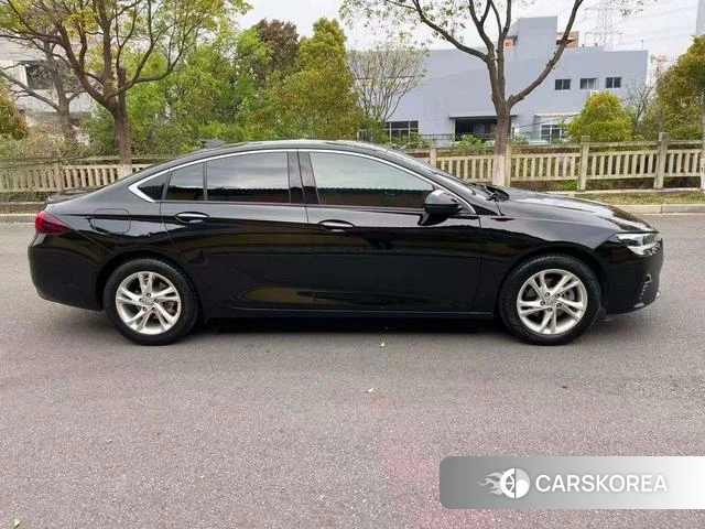 Buick Regal 2022 Черный из Китая, фото 4