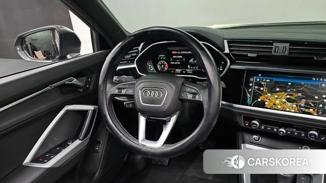 Audi Q3 (F3) 2022 Серый из Кореи, фото 4