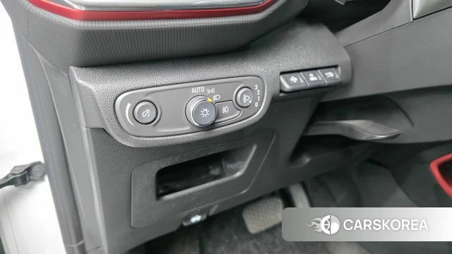 Chevrolet (GM Daewoo) Trailblazer 2022 Белый из Кореи, фото 4