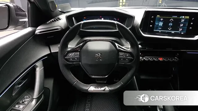 Peugeot e-2008 second generation 2021 Белый из Кореи, фото 4